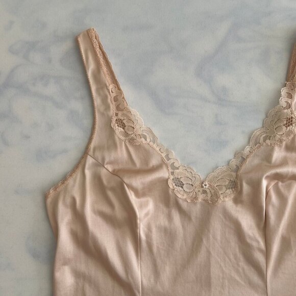 Warner's Vintage Pale Pink Camisole Lace Trim Tank Top - Picture 4 of 6